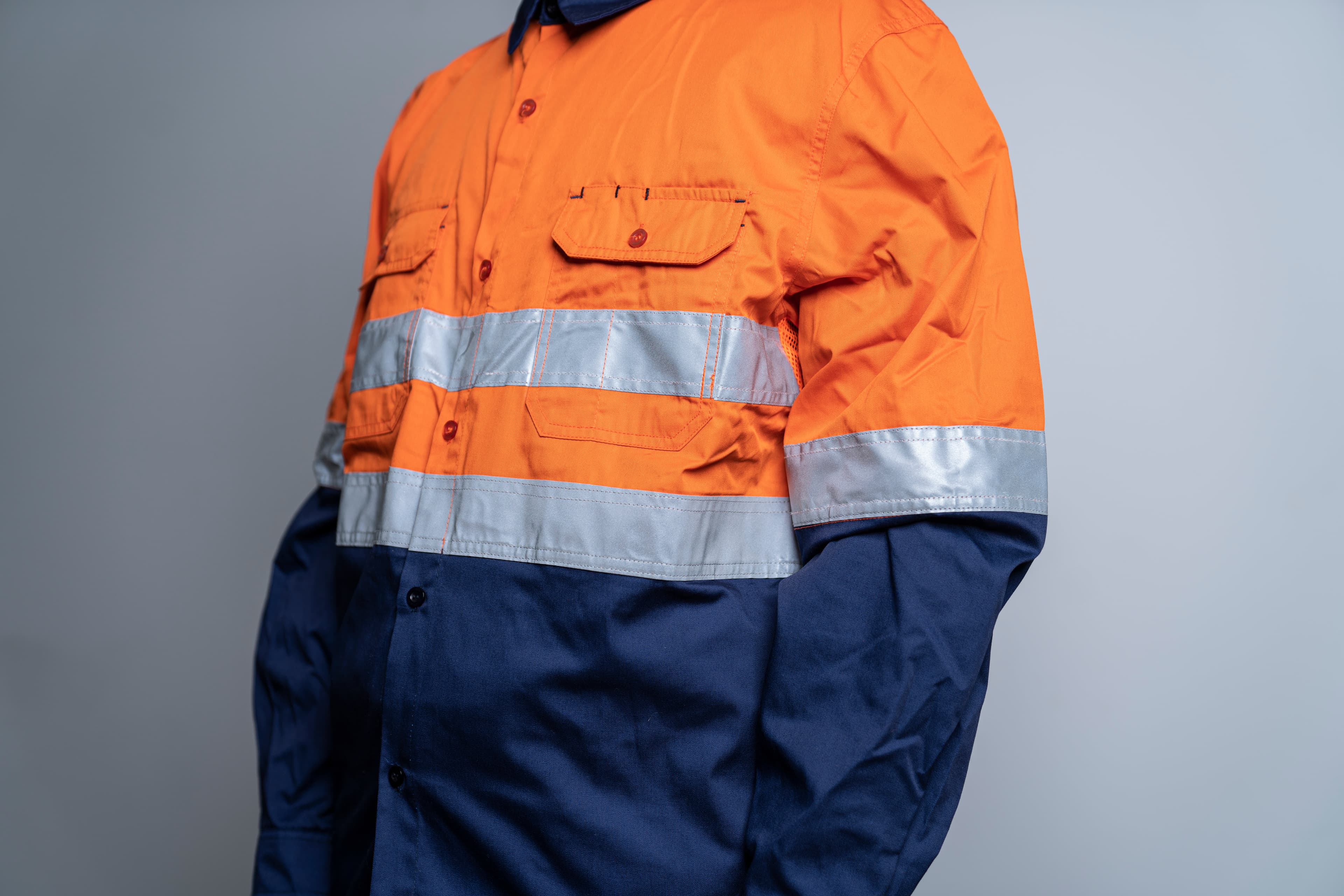 Summer shirt with reflective banding